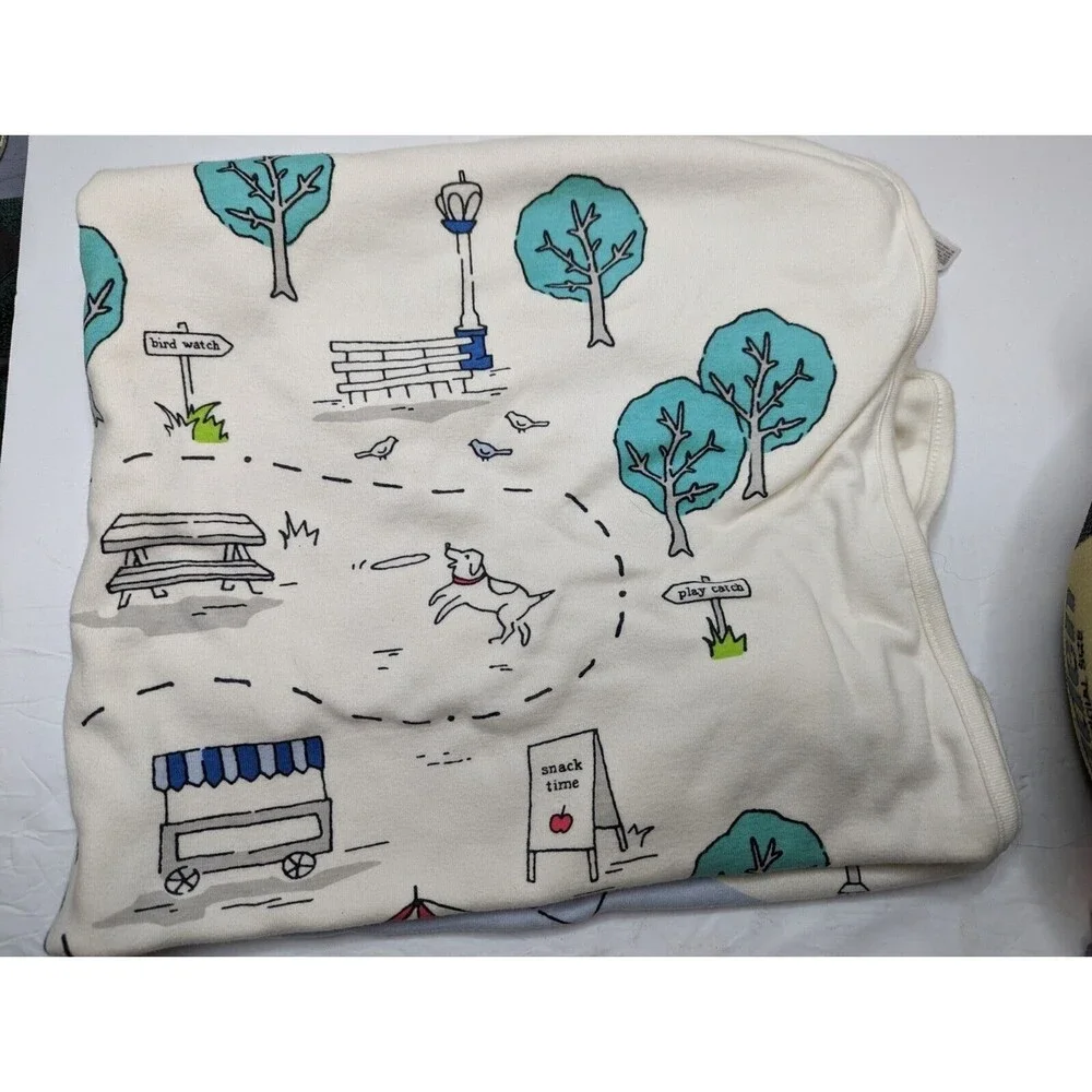 Baby Gap White Let's Go on a Picnic Dog Park Cotton Blanket Security 2016 30x34